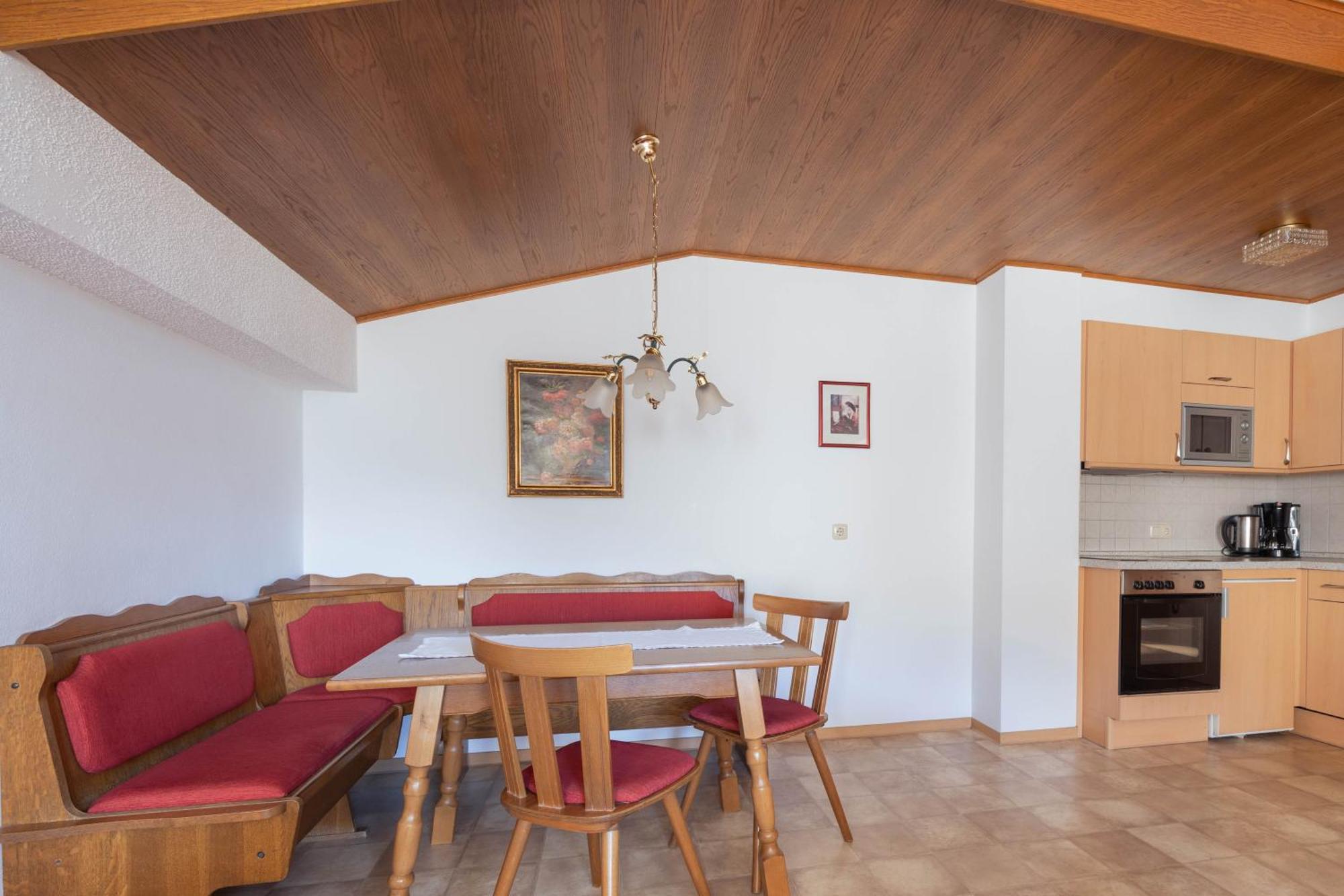 Christian Apartmán *